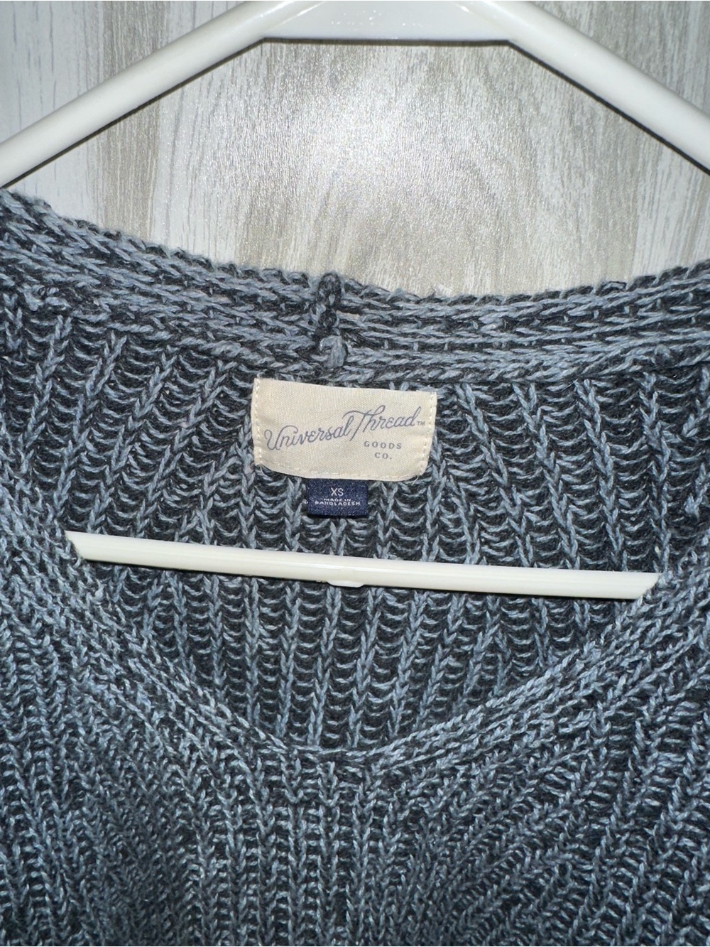 Universal Thread Sweater - Picture 2 of 4